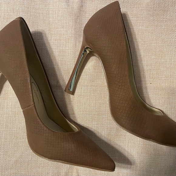 Jessica Simpson Herls - Picture 3 of 4